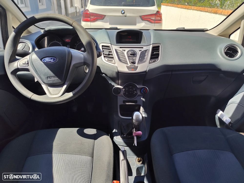 Ford Fiesta - 4