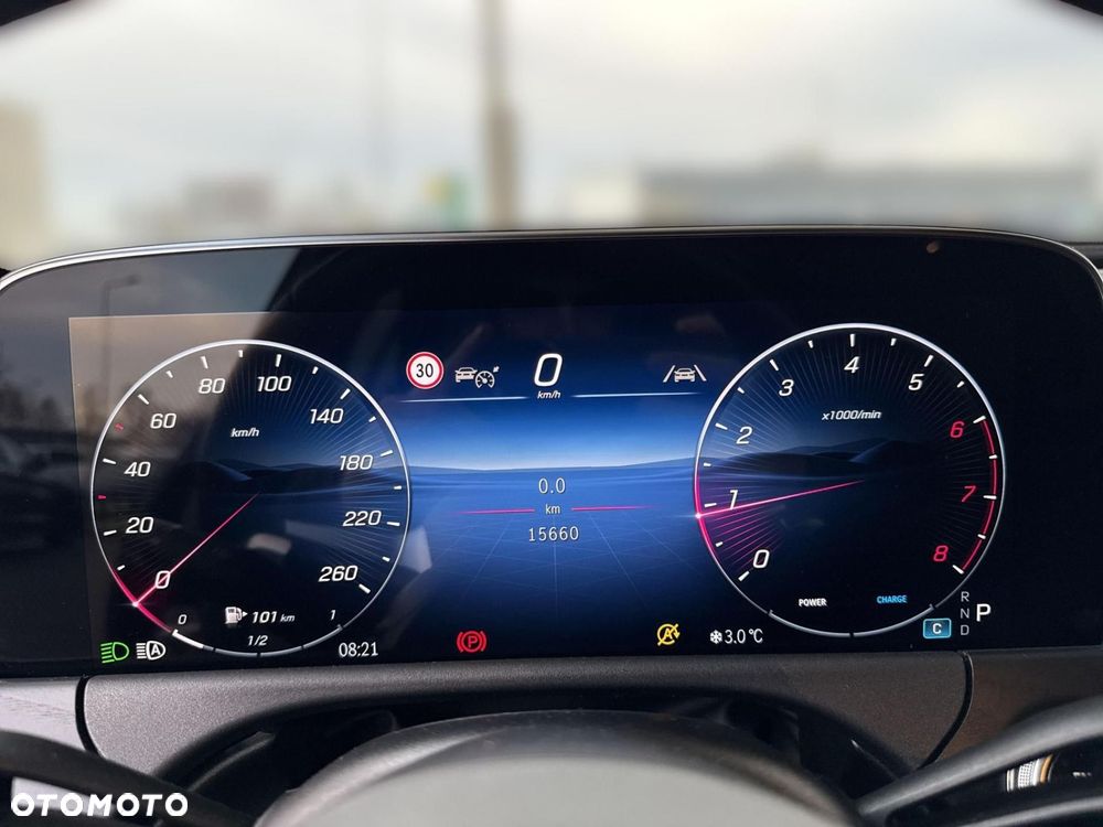 Mercedes-Benz Klasa E - 12