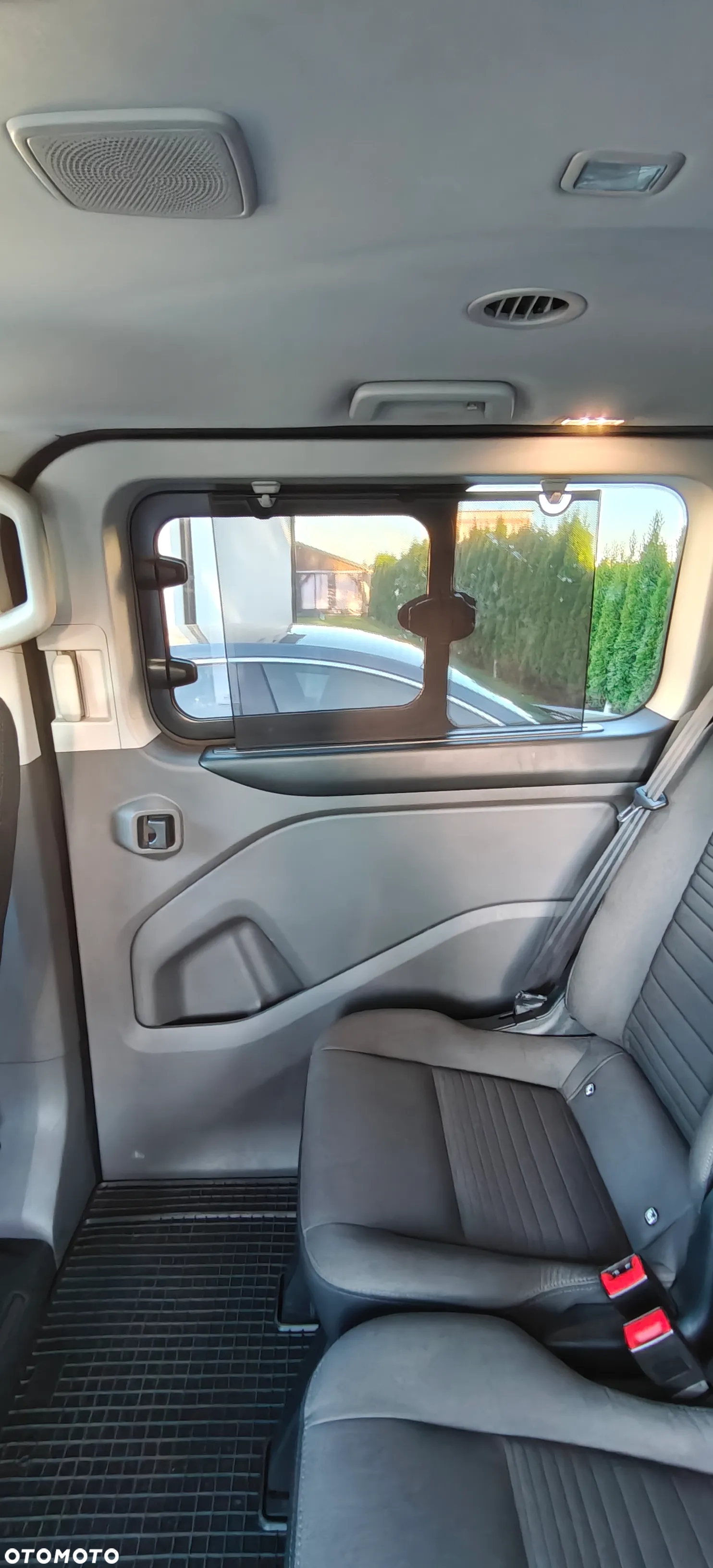 Ford Tourneo Custom 2.0 TDCi L2 Titanium SelectShift - 9