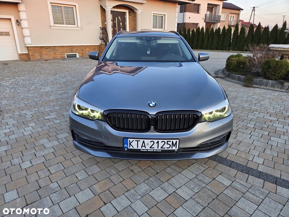 BMW Seria 5 520d M Sport Edition - 11