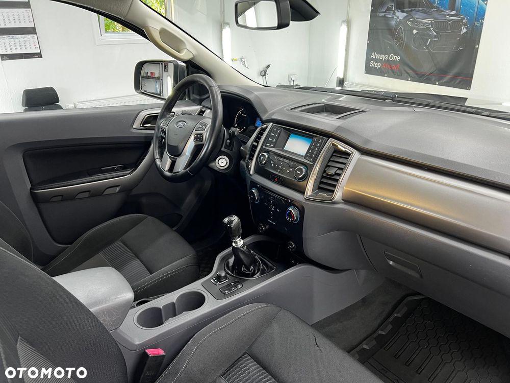 Ford Ranger XLT - 14