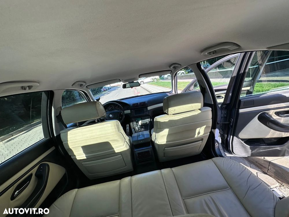BMW Seria 5 525d - 4
