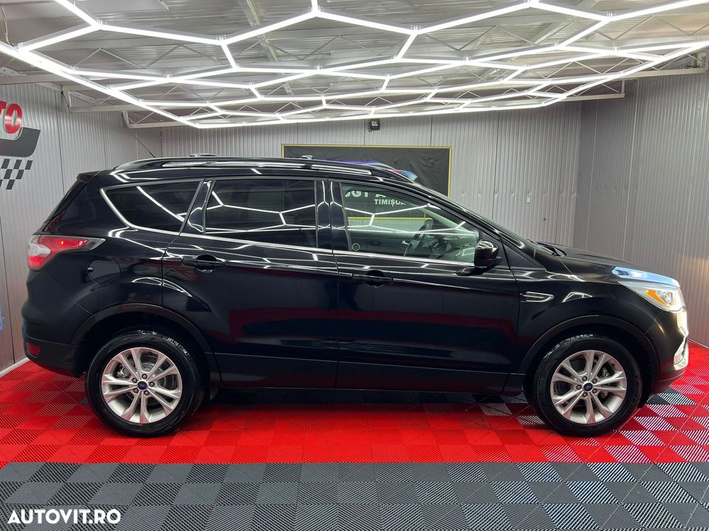 Ford Kuga - 25