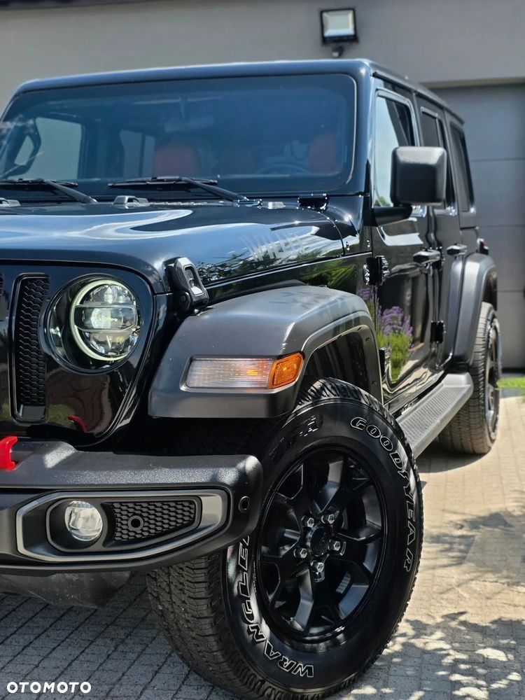 Jeep Wrangler - 2