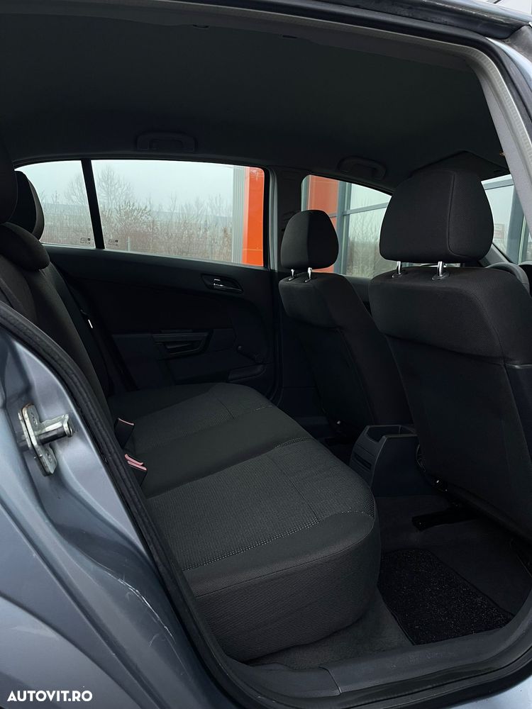 Opel Astra 1.4 Elegance - 20