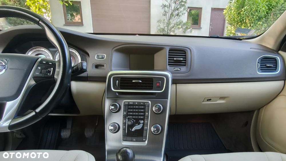 Volvo V60 D4 R-Design Momentum - 14