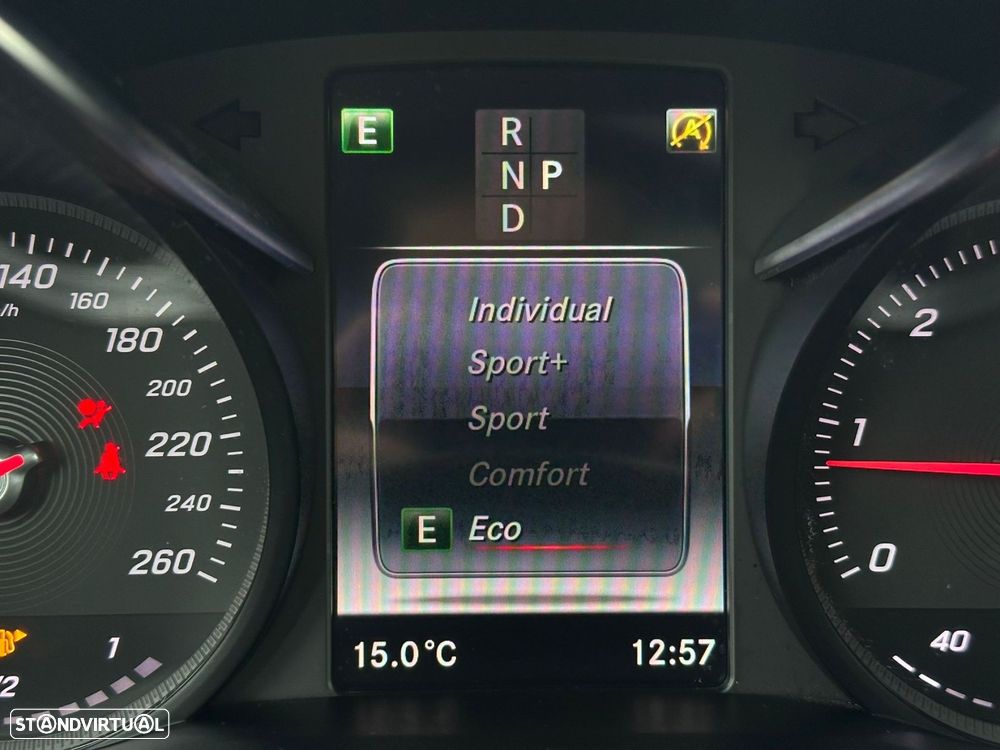 Mercedes-Benz GLC 220 d 4Matic 9G-TRONIC - 24