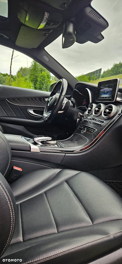 Mercedes-Benz Klasa C 200 7G-TRONIC AMG Line - 16