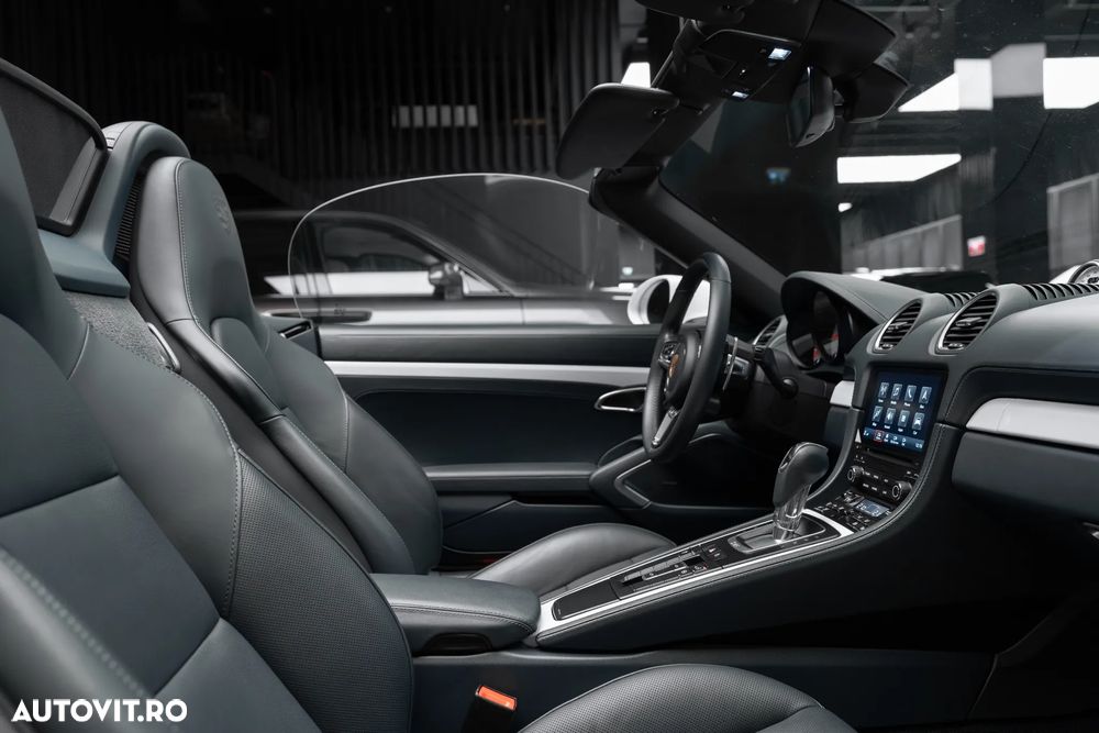 Porsche Boxster 718 PDK - 27