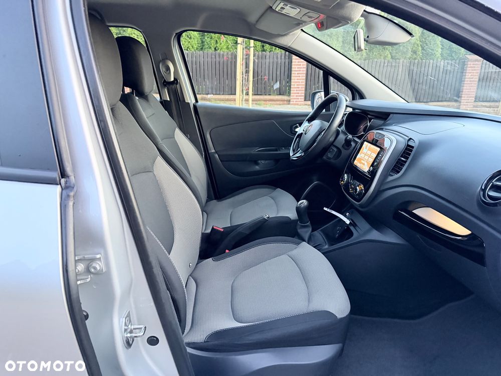 Renault Captur - 16