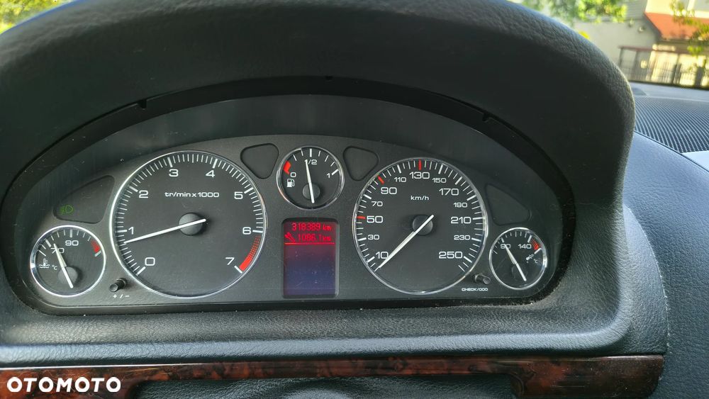 Peugeot 407 2.0 Premium - 7