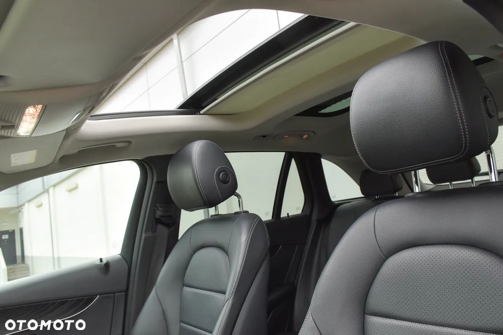 Mercedes-Benz GLC 220 d 4-Matic - 24