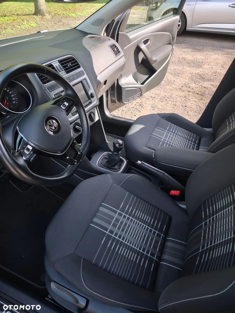 Volkswagen Polo 1.4 TDI BMT Comfortline - 8