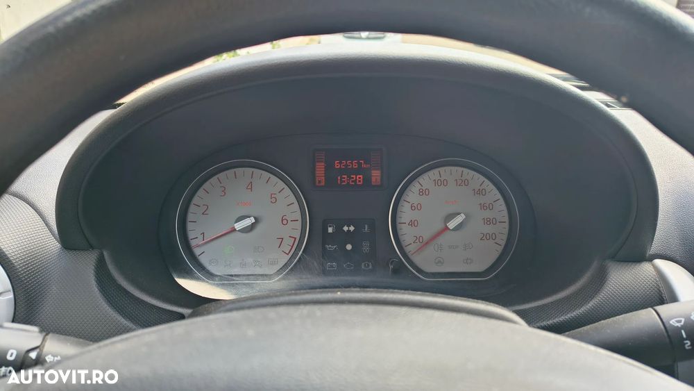 Dacia Logan 1.4 MPI Laureate - 10
