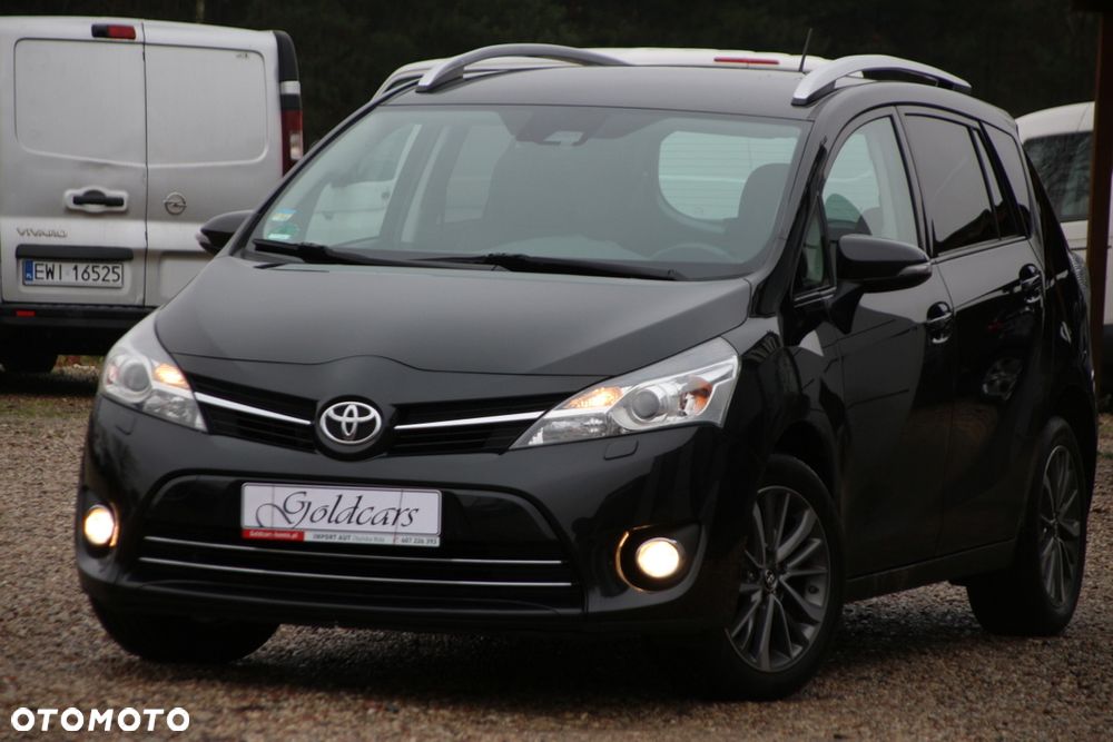Toyota Verso 1.8 Sol plus NAVI 7os - 8