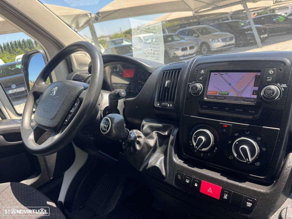 Peugeot Boxer 2.2 BlueHDi 330 L2H2 Premium - 11