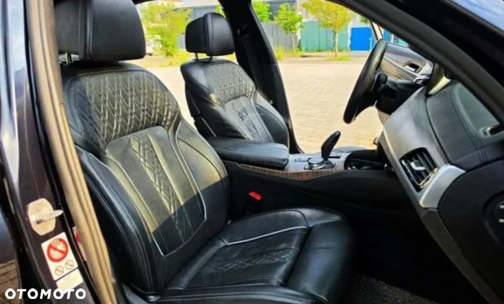 BMW Seria 5 530i GPF M Sport sport - 8