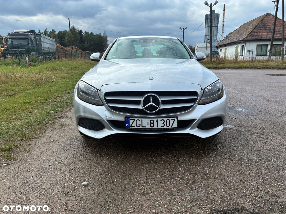 Mercedes-Benz Klasa C 180 7G-TRONIC - 9