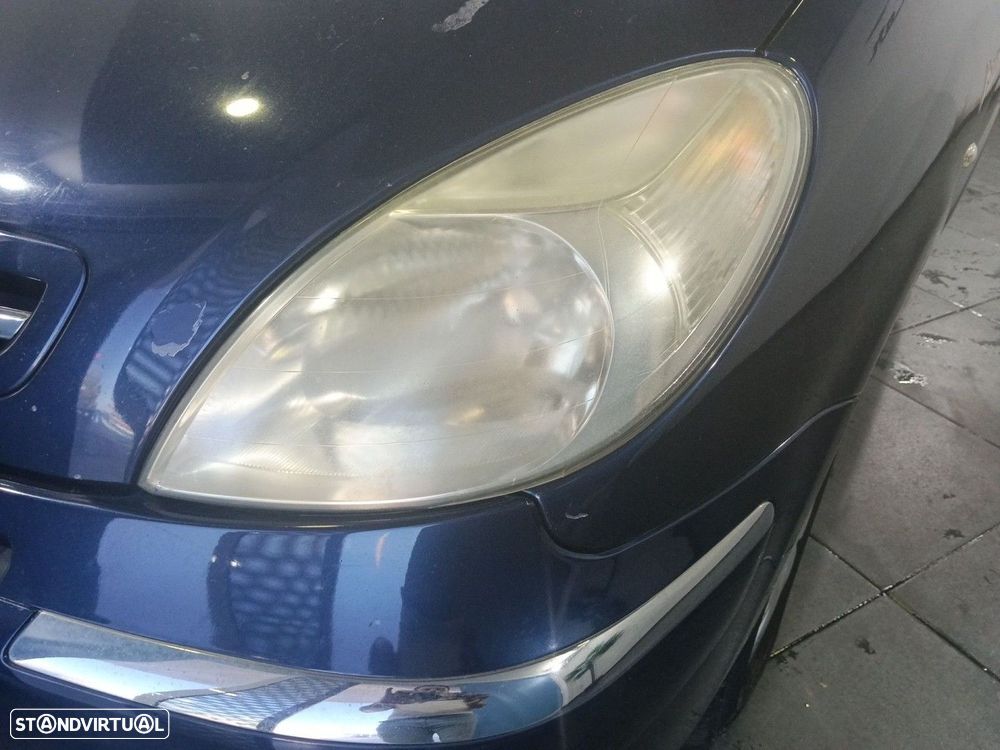 Citroën C4 Picasso 1.6 HDi Exclusive - 17