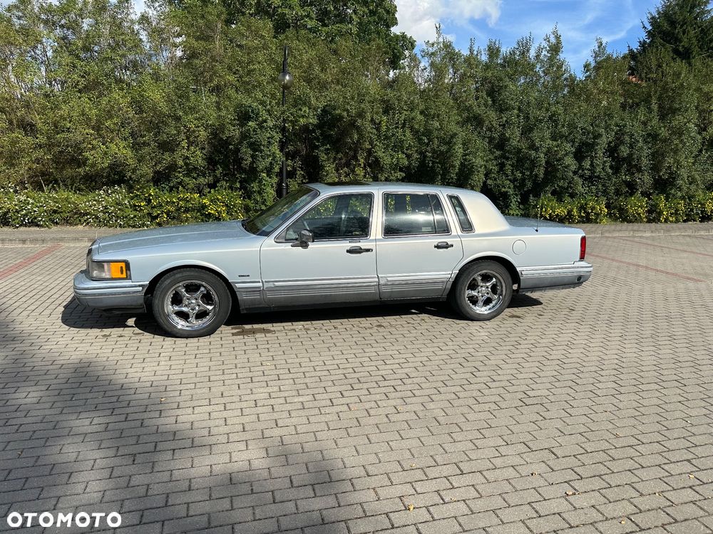 Lincoln Town Car 4.6 Executive - 12