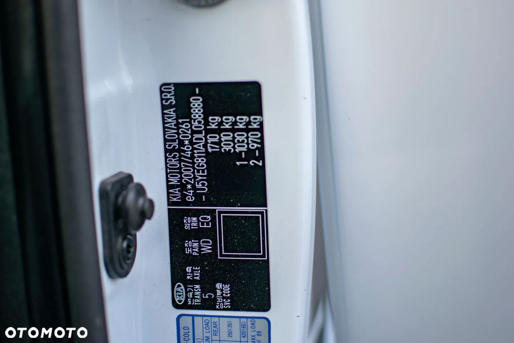 Kia Venga - 33