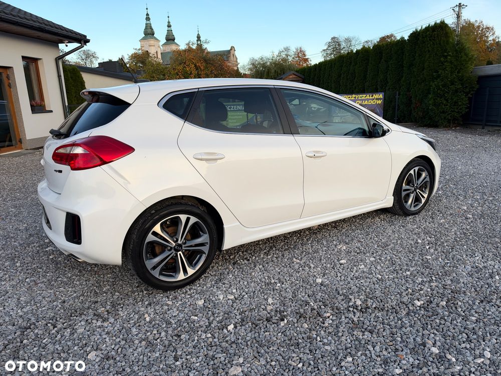 Kia Ceed 1.6 CRDi GT Line - 35