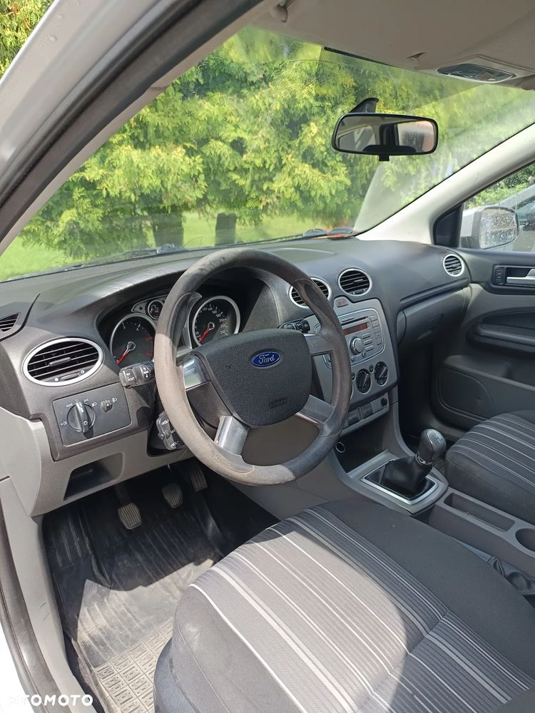 Ford Focus 1.6 TDCi Silver X - 12