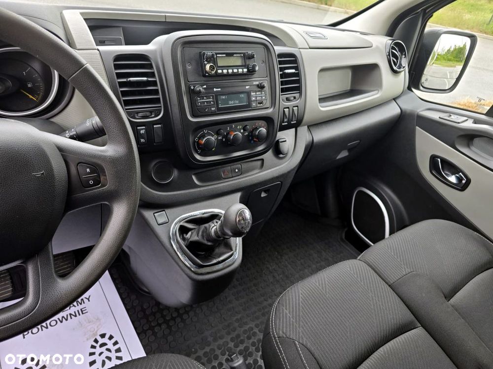 Renault Trafic - 21