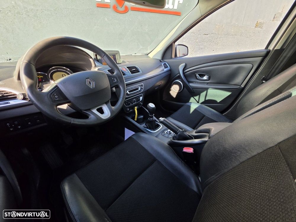 Renault Mégane 1.5 dCi Dynamique S - 11