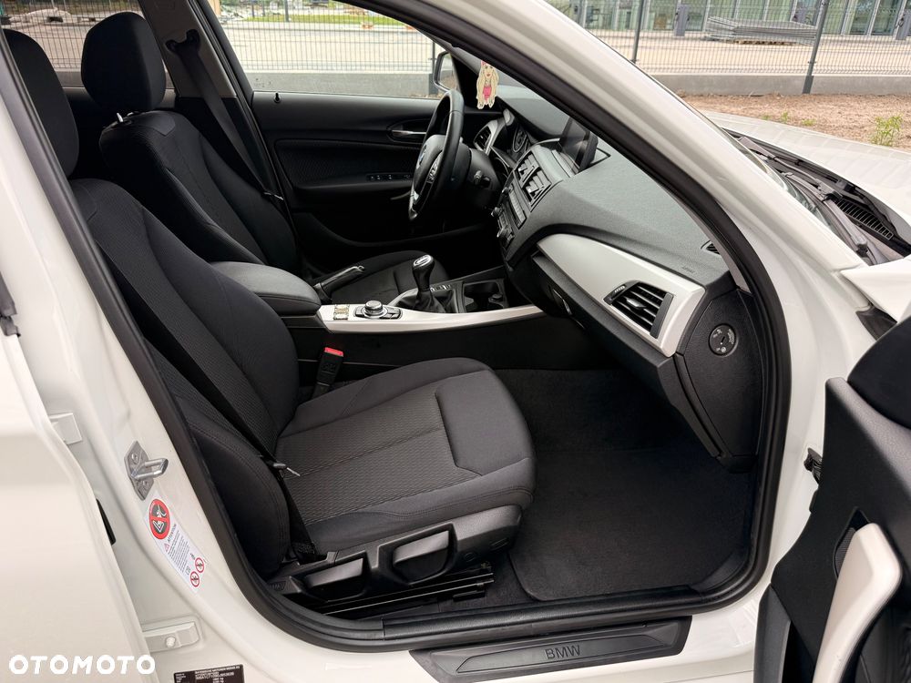 BMW Seria 1 116d - 22