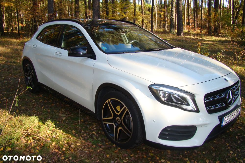 Mercedes-Benz GLA 220 d 4-Matic AMG Line - 3