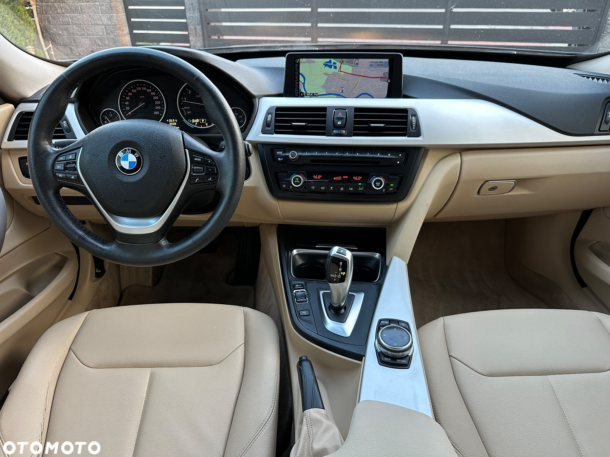 BMW 3GT 320i xDrive GT Sport-Aut Luxury Line - 32
