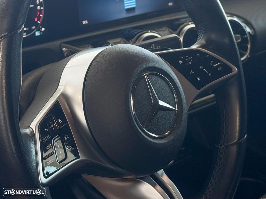 Mercedes-Benz A 250 e - 18