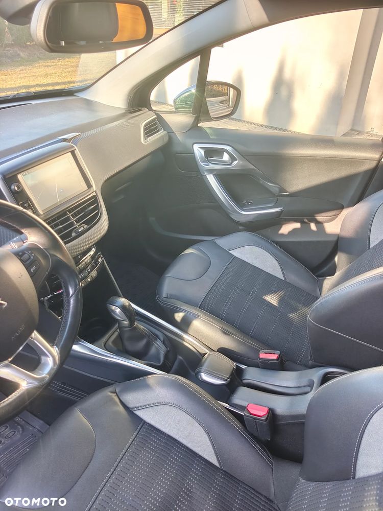 Peugeot 2008 1.2 VTi Allure - 8