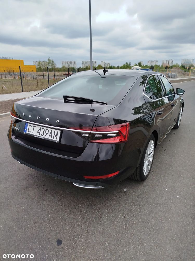Skoda Superb 2.0 TDI SCR L&K DSG - 13