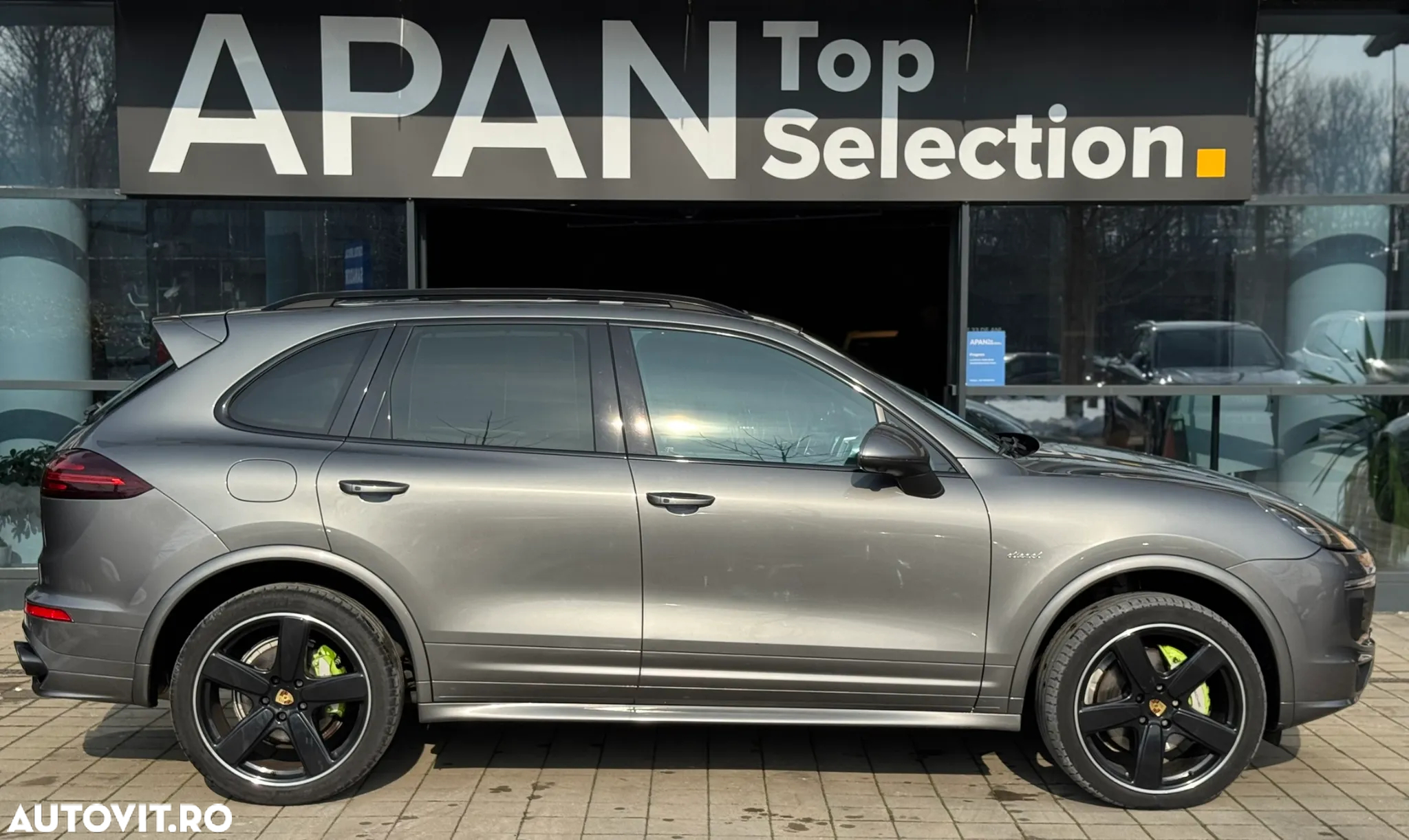 Porsche Cayenne - 7