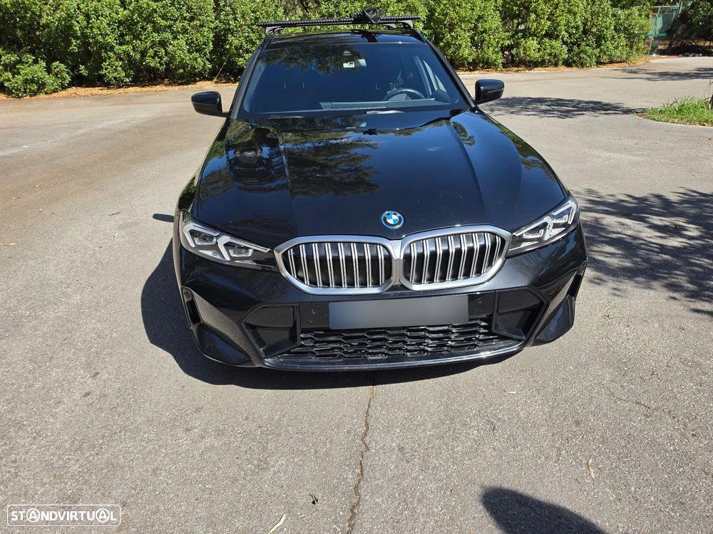 BMW 330 e Pack Desportivo M Auto - 1