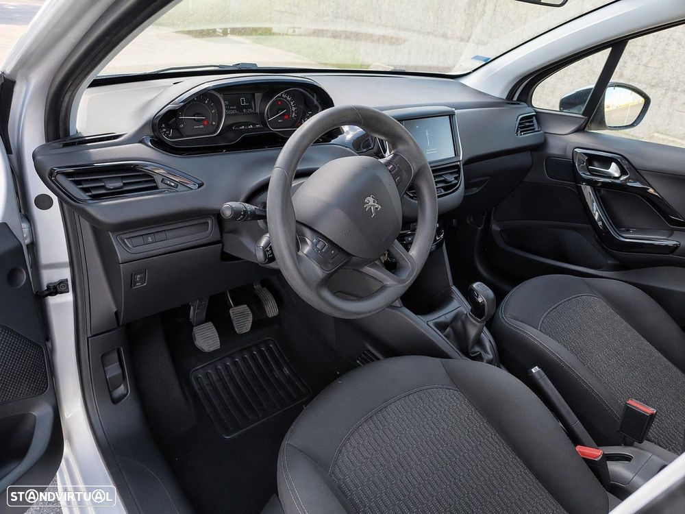 Peugeot 208 1.5 BlueHDi Allure - 16
