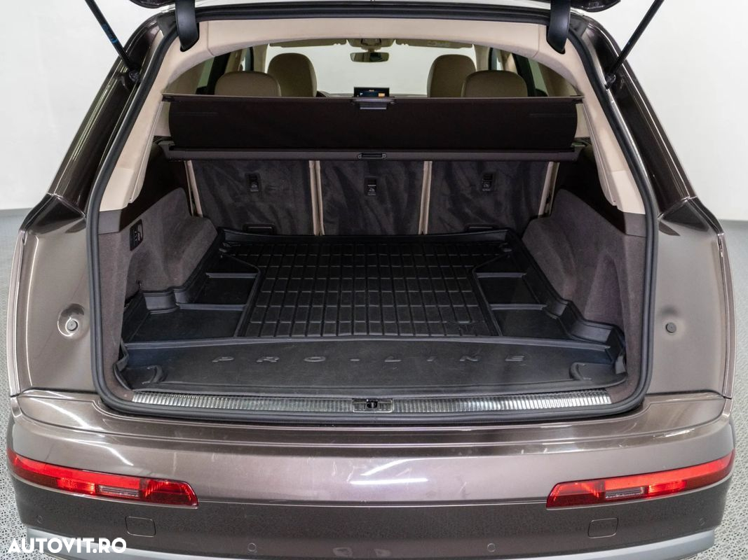 Audi Q7 - 6