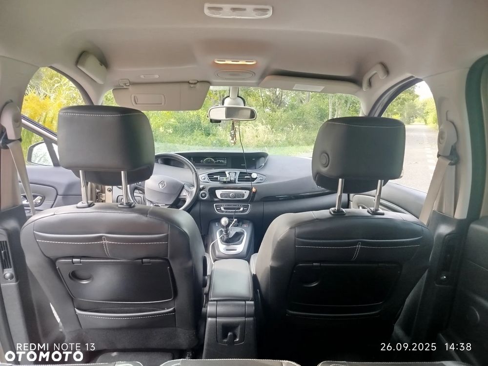 Renault Scenic 1.6 dCi Energy Bose - 10