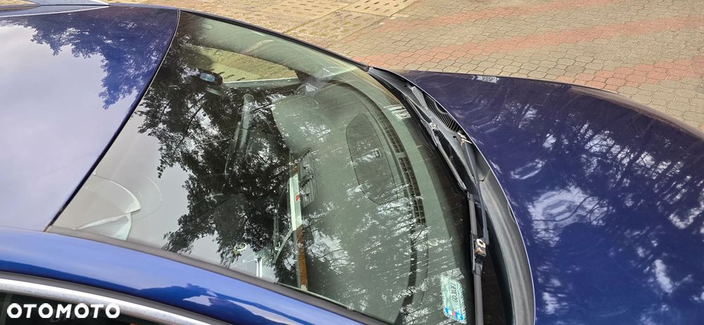 Volkswagen Passat 2.0 TDI Highline - 17