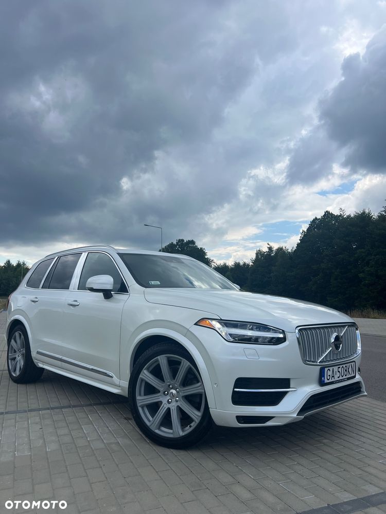 Volvo XC 90 T8 AWD Plug-In Hybrid Excellence - 2