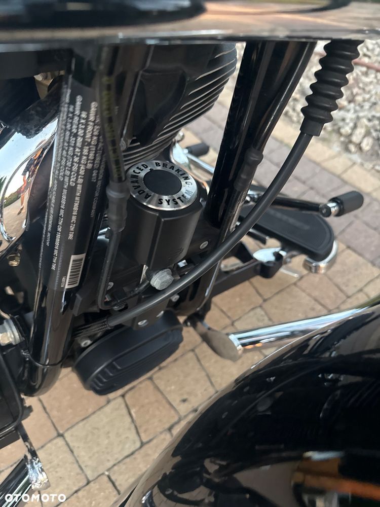 Harley-Davidson Softail Heritage Classic - 14