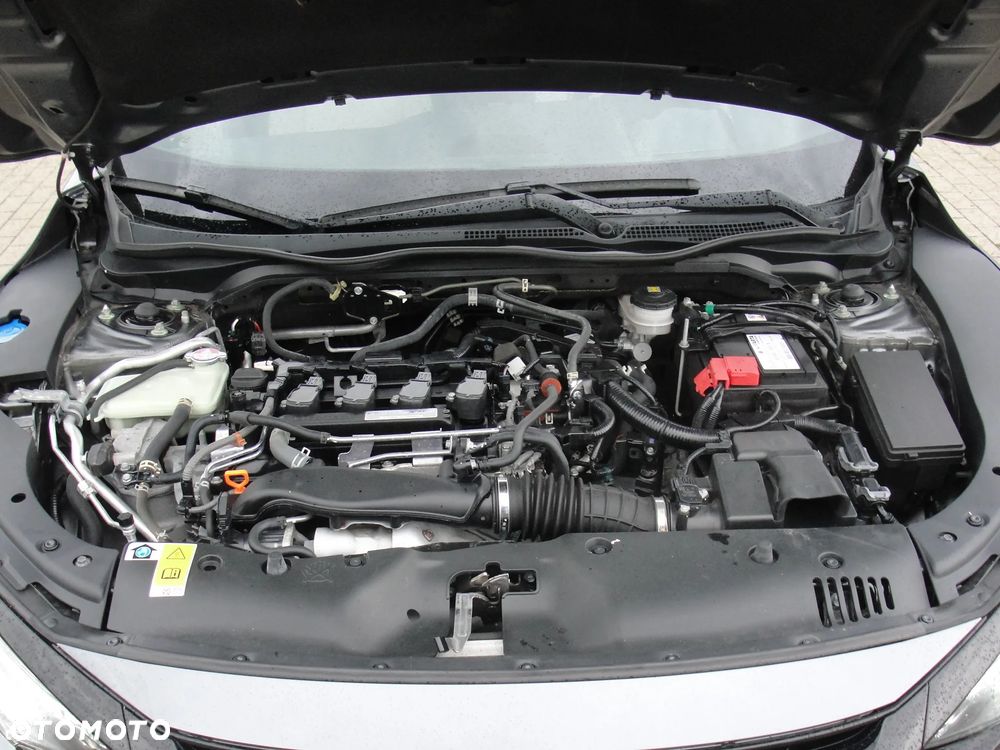 Honda Civic 1.5 i-VTEC Turbo CVT Prestige - 18
