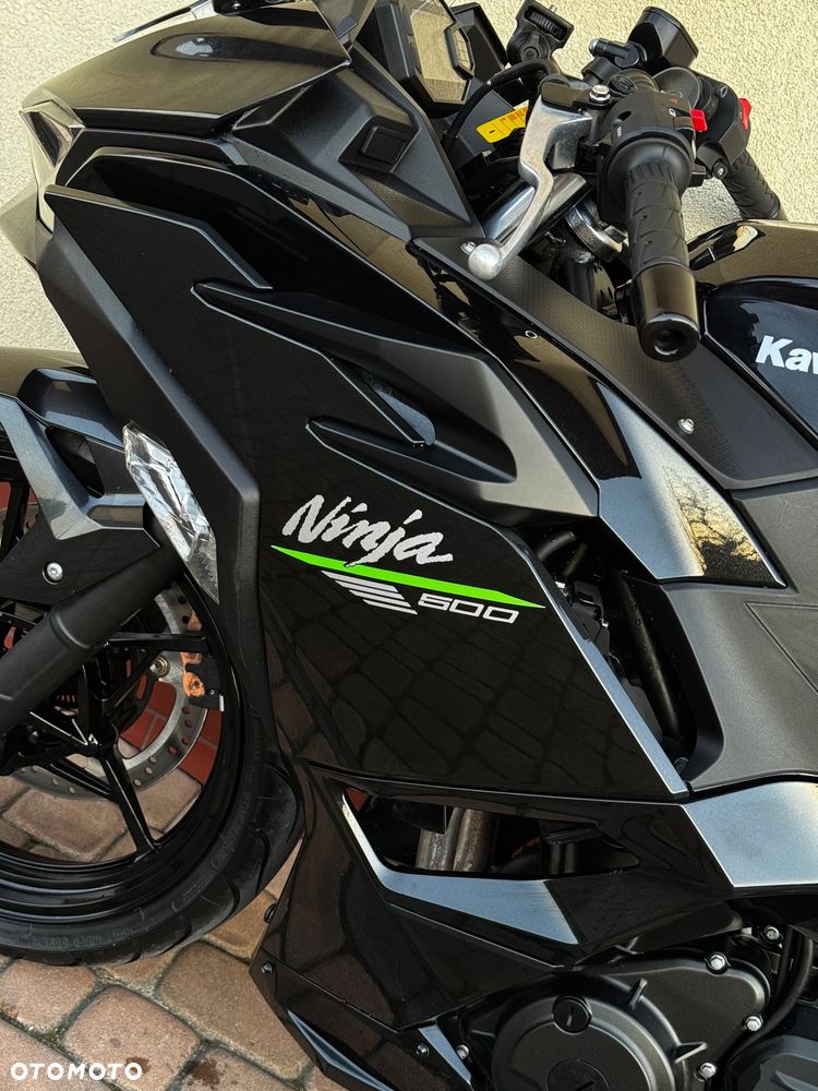 Kawasaki Ninja - 28