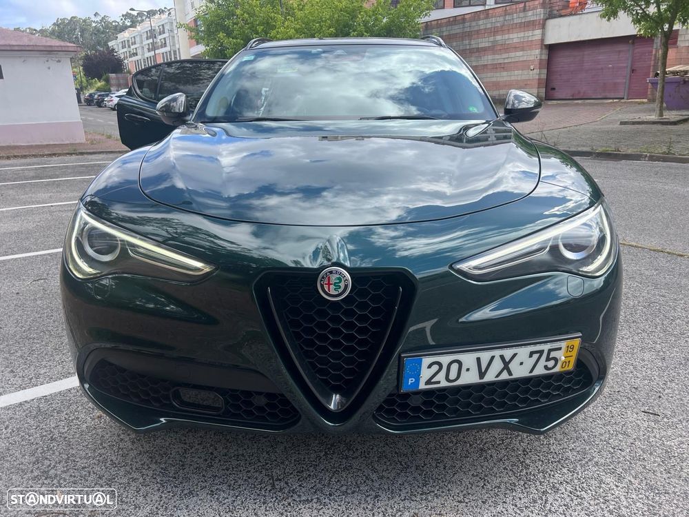 Alfa Romeo Stelvio 2.2 D B-Tech AT8 Q4 - 2