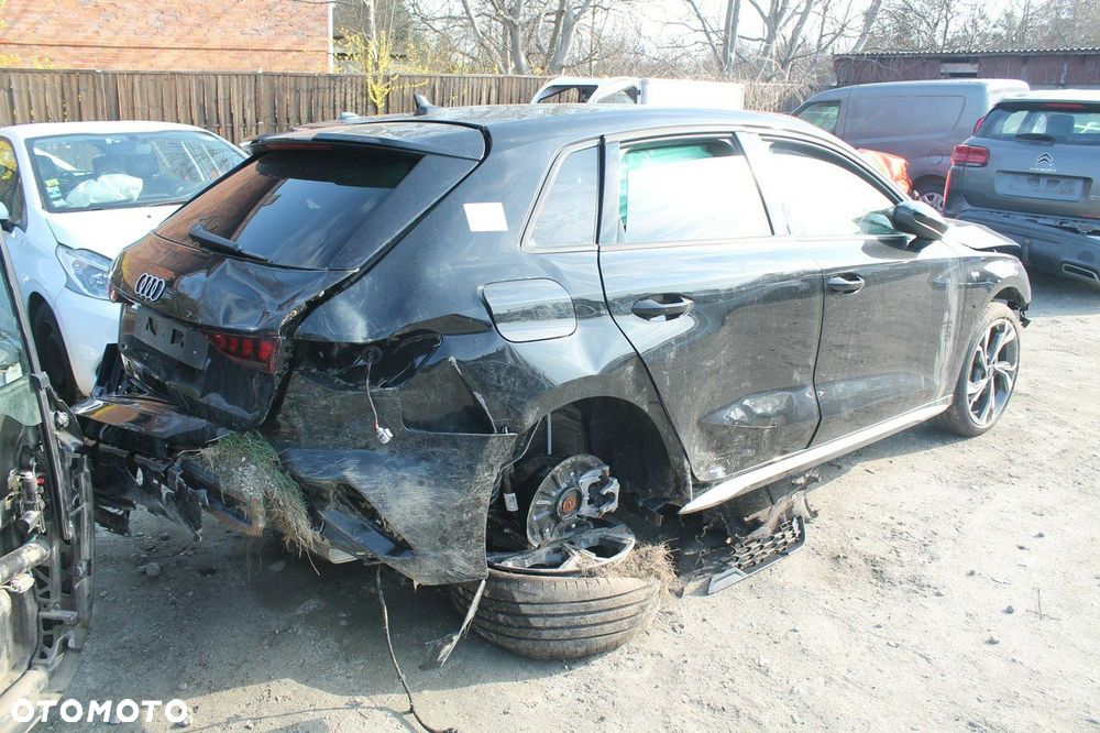 Audi A3 Sportback - 3