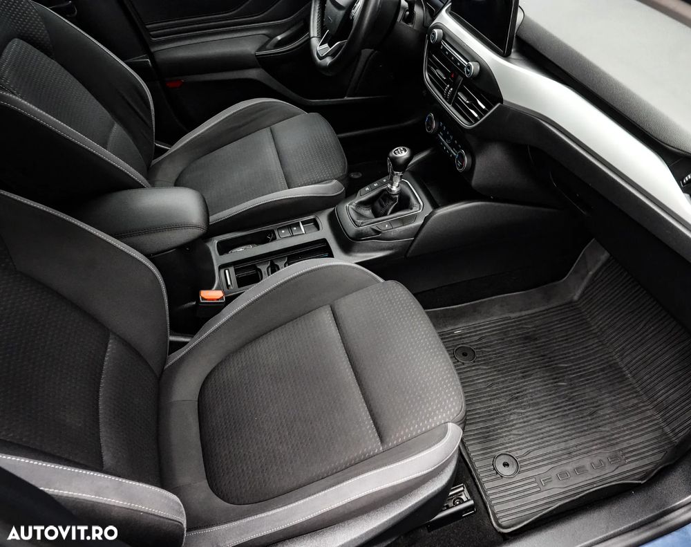 Ford Focus 1.5 EcoBlue Titanium - 12