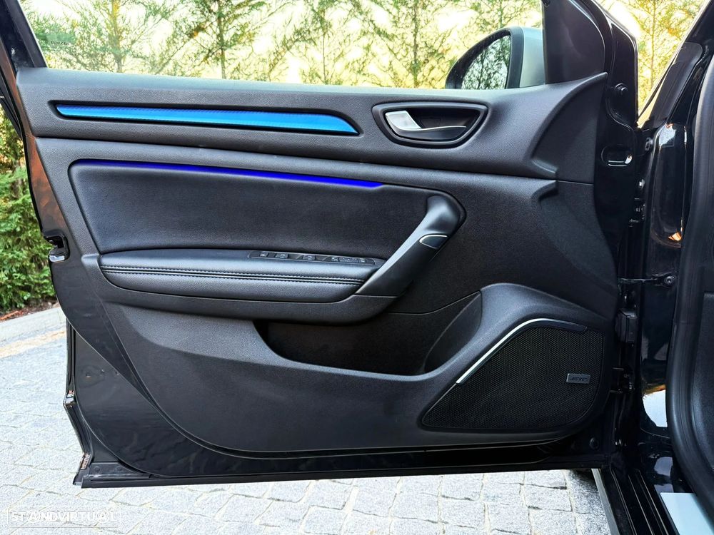 Renault Mégane Break ver-dci-110-fap-edc-bose-edition - 10