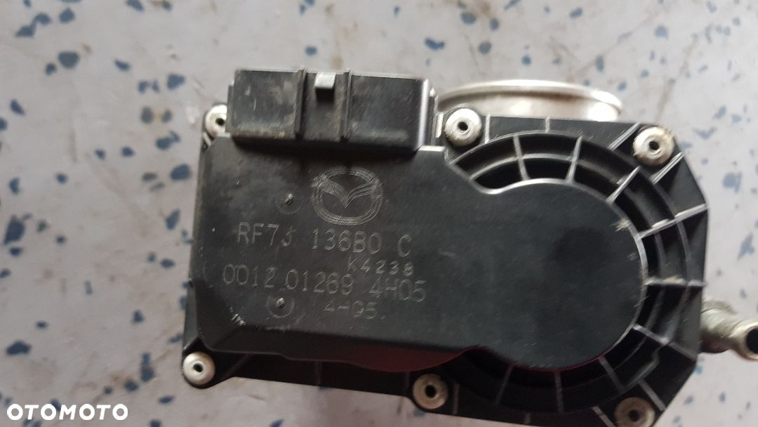 MAZDA 2.0D PRZEPUSTNICA RF7J 136B0C - 2